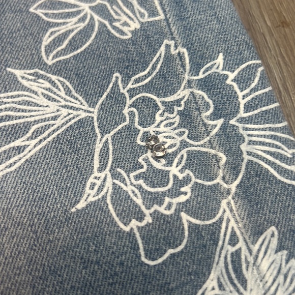 EXPRESS Vintage Skinny High Rise Jeans Size 4 with embellishments - Picture 3 of 6